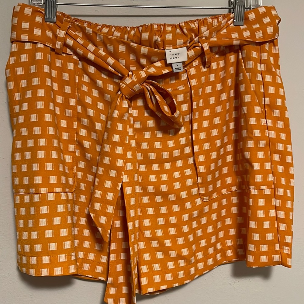 ❌SOLD❌ Shorts by A New Day